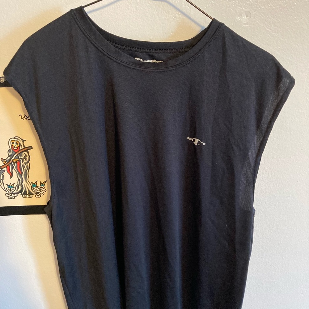 Black champion sleeveless workout shirt